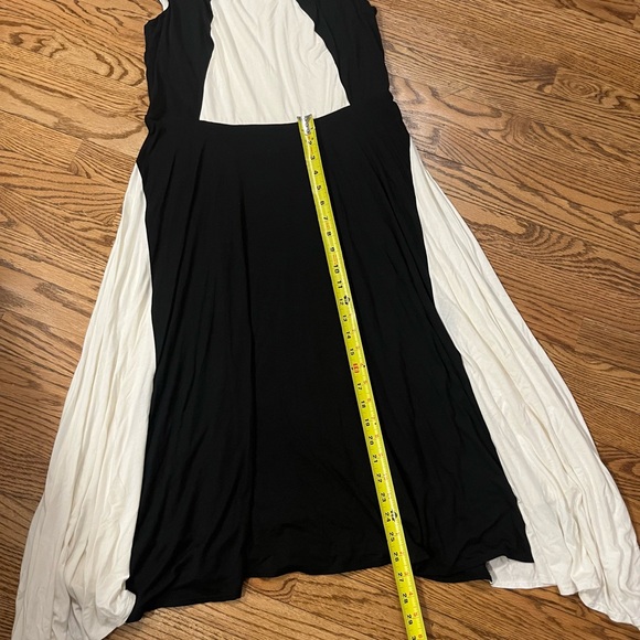 Ann Taylor NWT colorblock handkerchief hem black/white dress Size 10 - Picture 11 of 14